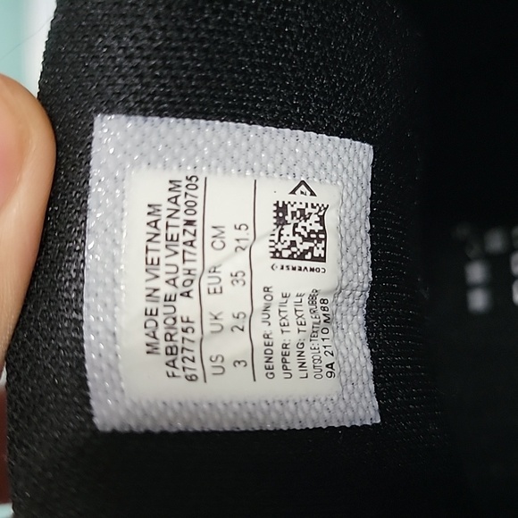 Boys Converse Chuck Taylor All Star Axel Slip-Ons, Blue/Black, Size 3, Pre-owned - Picture 8 of 13